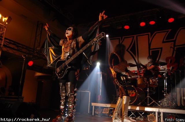  Kiss Forever Band - Fot: Szapy