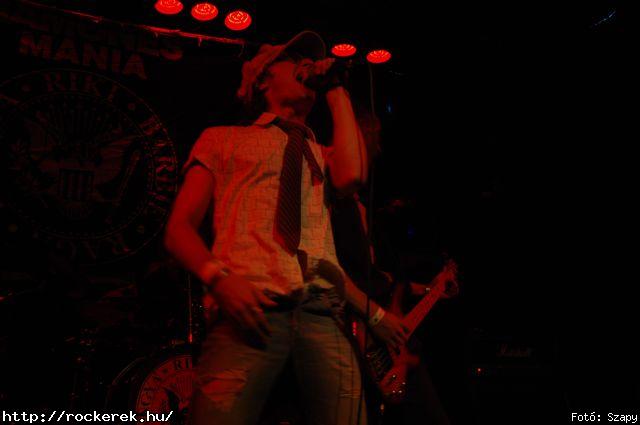  Ramones Mania,  Halor,  The Raw Tribe - Fot: Szapy