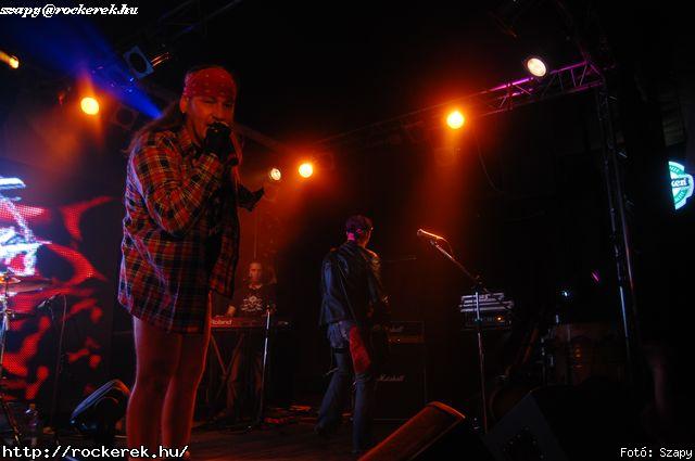  Hartmann Zoltn (alcoholica), Hollywood Rose, Nagy Dvid (pokolgp) - Fot: Szapy