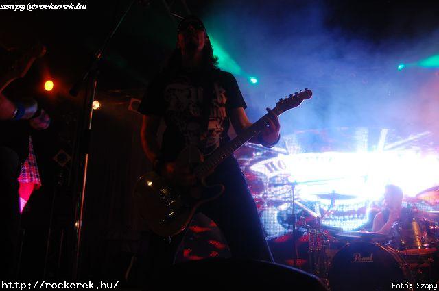  Hartmann Zoltn (alcoholica), Hollywood Rose, Nagy Dvid (pokolgp) - Fot: Szapy