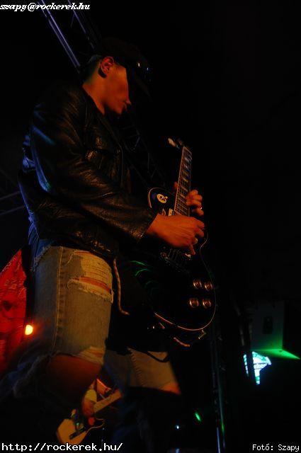  Hartmann Zoltn (alcoholica), Hollywood Rose, Nagy Dvid (pokolgp) - Fot: Szapy