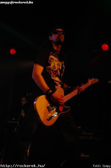  Hartmann Zoltn (alcoholica), Hollywood Rose, Nagy Dvid (pokolgp) - Fot: Szapy