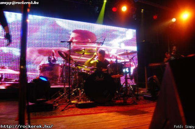  Hartmann Zoltn (alcoholica), Hollywood Rose, Nagy Dvid (pokolgp) - Fot: Szapy