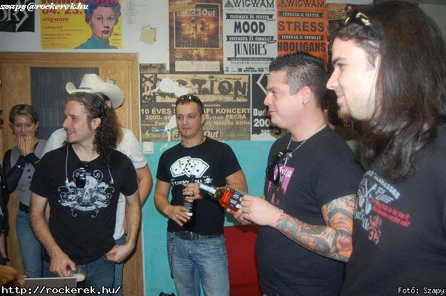  Hartmann Zoltn (alcoholica), Hollywood Rose, Nagy Dvid (pokolgp) - Fot: Szapy