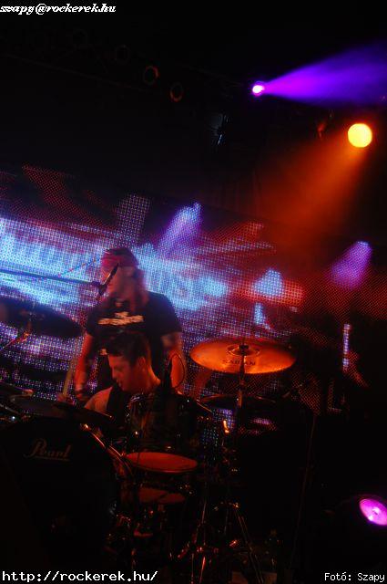  Hartmann Zoltn (alcoholica), Hollywood Rose, Nagy Dvid (pokolgp) - Fot: Szapy