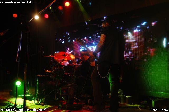  Hartmann Zoltn (alcoholica), Hollywood Rose, Nagy Dvid (pokolgp) - Fot: Szapy