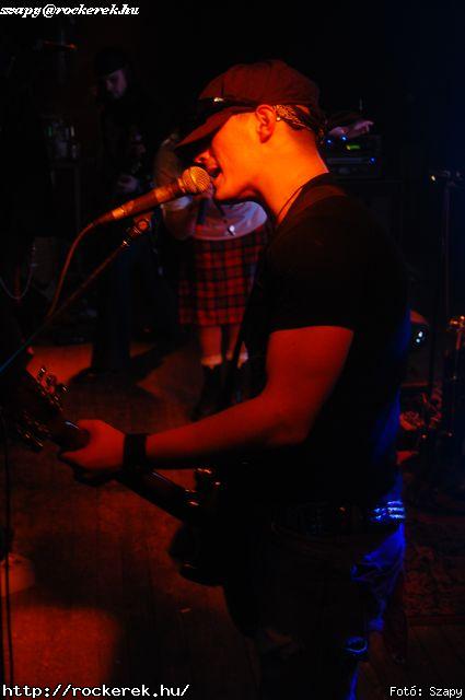  Hartmann Zoltn (alcoholica), Hollywood Rose, Nagy Dvid (pokolgp) - Fot: Szapy