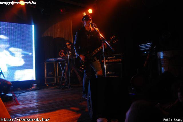 Hartmann Zoltn (alcoholica), Hollywood Rose, Nagy Dvid (pokolgp) - Fot: Szapy