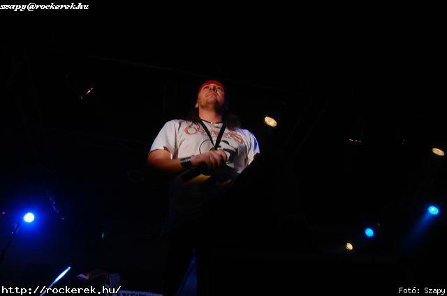  Hartmann Zoltn (alcoholica), Hollywood Rose, Nagy Dvid (pokolgp) - Fot: Szapy
