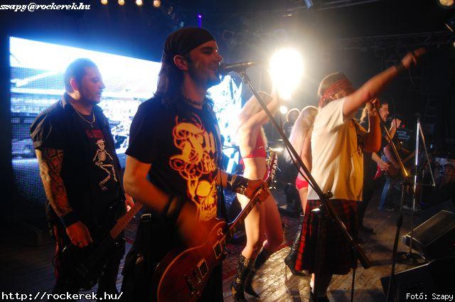  Hartmann Zoltn (alcoholica), Hollywood Rose, Nagy Dvid (pokolgp) - Fot: Szapy