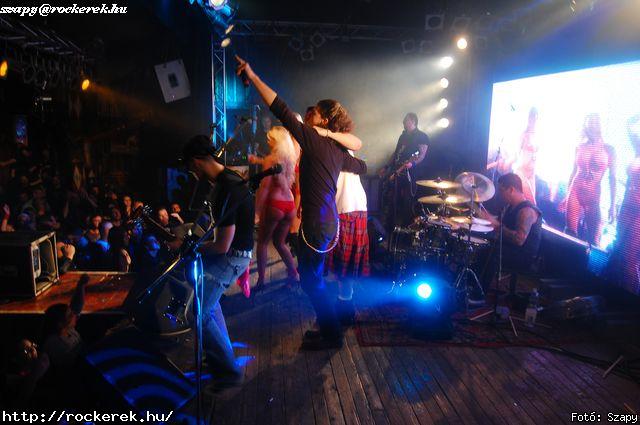  Hartmann Zoltn (alcoholica), Hollywood Rose, Nagy Dvid (pokolgp) - Fot: Szapy