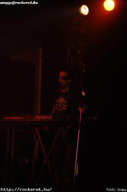  Hartmann Zoltn (alcoholica), Hollywood Rose, Nagy Dvid (pokolgp) - Fot: Szapy