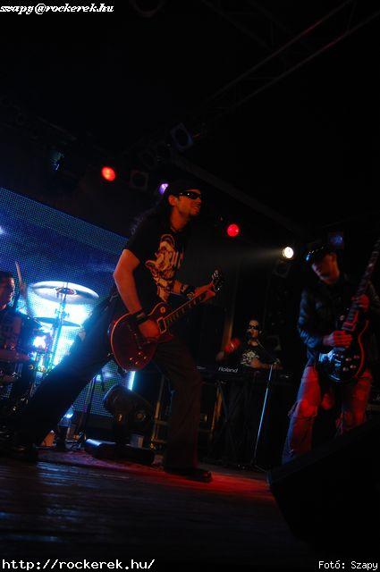 Hartmann Zoltn (alcoholica), Hollywood Rose, Nagy Dvid (pokolgp) - Fot: Szapy