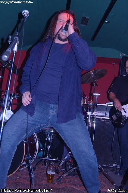  Magnetica,  Iron Maidnem,  Return,  Tequila Band,  Jesse James (Hollywood Rose) - Fot: Szapy