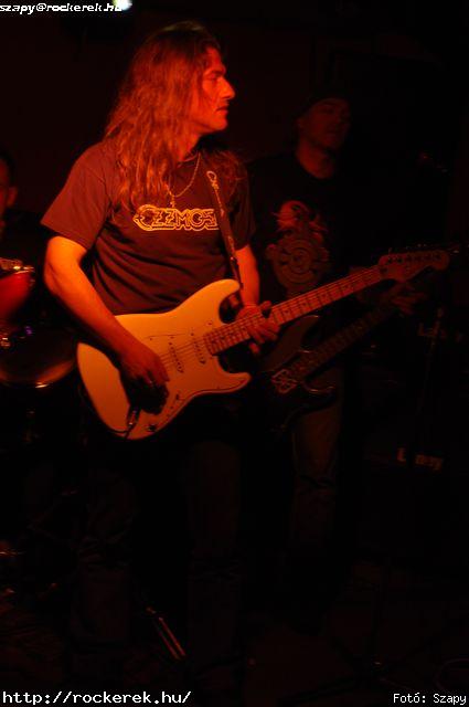  Magnetica,  Iron Maidnem,  Return,  Tequila Band,  Jesse James (Hollywood Rose) - Fot: Szapy