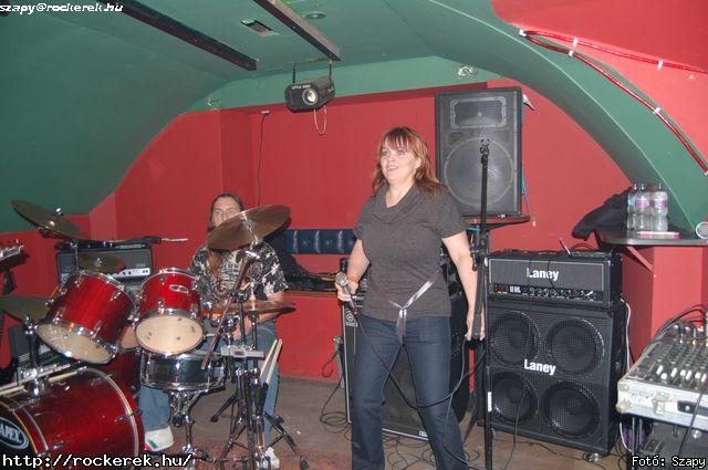  Magnetica,  Iron Maidnem,  Return,  Tequila Band,  Jesse James (Hollywood Rose) - Fot: Szapy