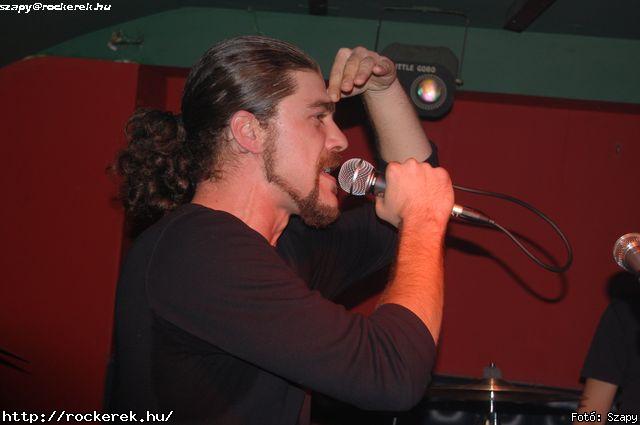  Magnetica,  Iron Maidnem,  Return,  Tequila Band,  Jesse James (Hollywood Rose) - Fot: Szapy