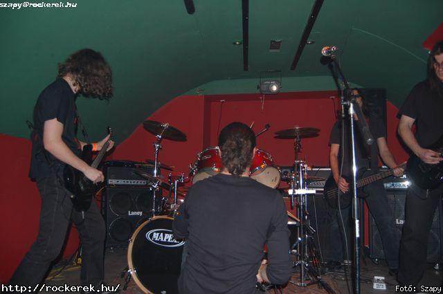  Magnetica,  Iron Maidnem,  Return,  Tequila Band,  Jesse James (Hollywood Rose) - Fot: Szapy