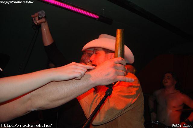  Magnetica,  Iron Maidnem,  Return,  Tequila Band,  Jesse James (Hollywood Rose) - Fot: Szapy