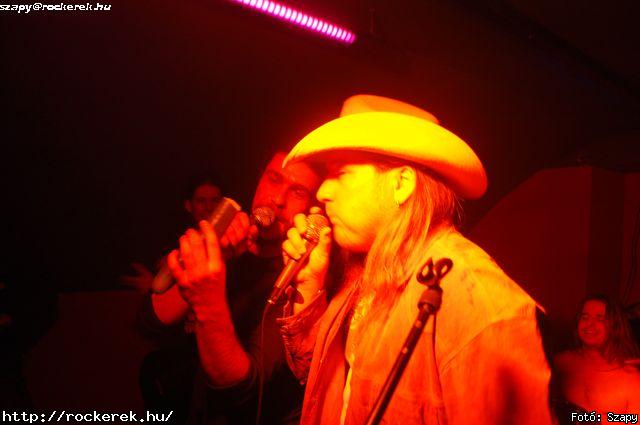  Magnetica,  Iron Maidnem,  Return,  Tequila Band,  Jesse James (Hollywood Rose) - Fot: Szapy