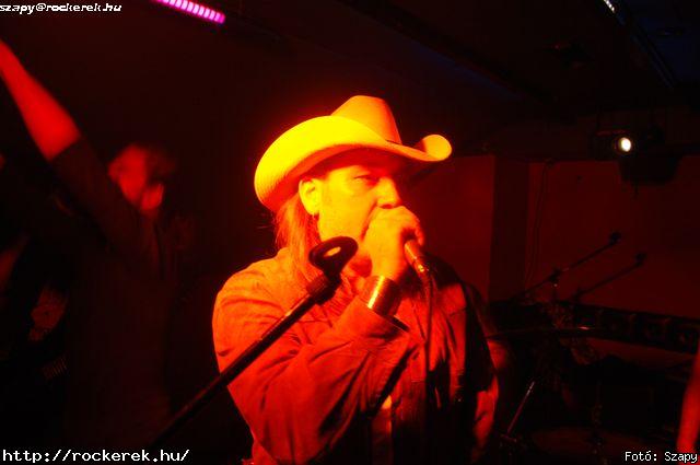  Magnetica,  Iron Maidnem,  Return,  Tequila Band,  Jesse James (Hollywood Rose) - Fot: Szapy