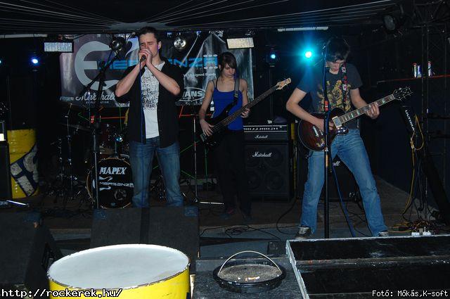  Elleborum, Holnemvolt, Hot Shot, Last Man Stand, Paint The Lilies, Poison Of Marvel, Quathar, The Devil Came On Horseback - Fot: Mks,K-soft