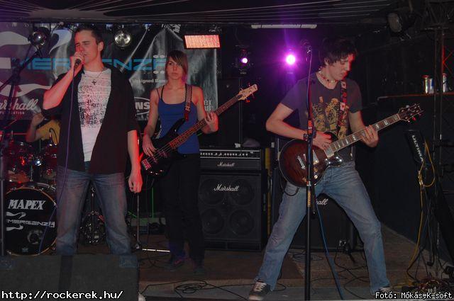  Elleborum, Holnemvolt, Hot Shot, Last Man Stand, Paint The Lilies, Poison Of Marvel, Quathar, The Devil Came On Horseback - Fot: Mks,K-soft