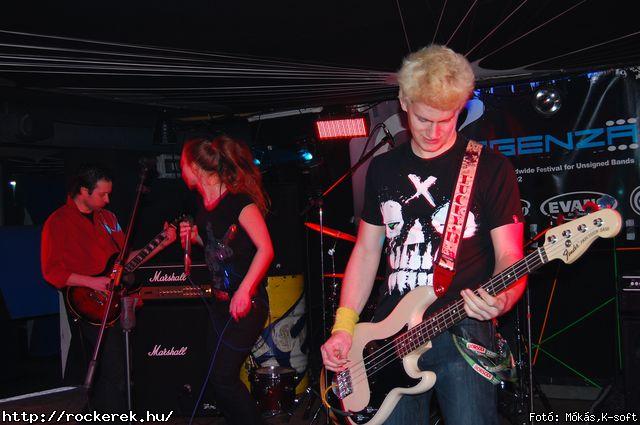  Elleborum, Holnemvolt, Hot Shot, Last Man Stand, Paint The Lilies, Poison Of Marvel, Quathar, The Devil Came On Horseback - Fot: Mks,K-soft