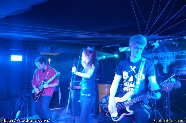 Elleborum, Holnemvolt, Hot Shot, Last Man Stand, Paint The Lilies, Poison Of Marvel, Quathar, The Devil Came On Horseback - Fot: Mks,K-soft
