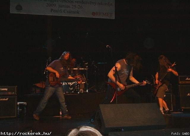  Beyond, Thrash Inside - Fot: GABO