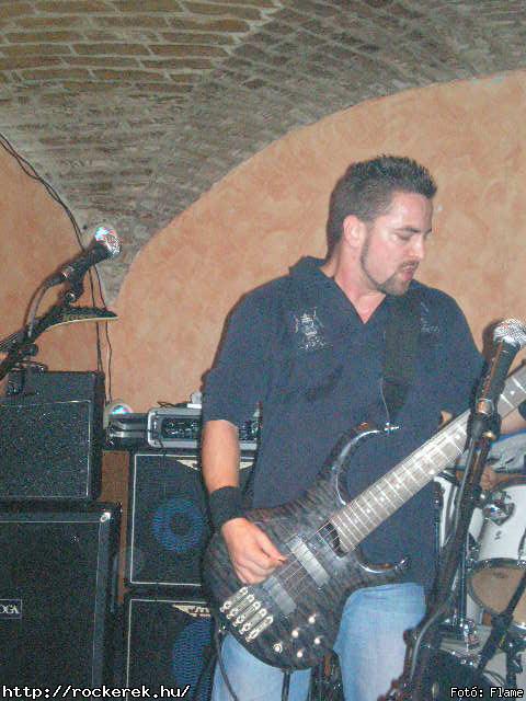  Salvus,  Dystopia - Fot: Flame