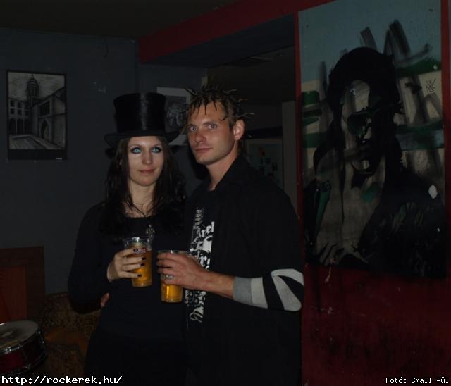  Drugzone,  Autumn Twilight,  October,  Sentio Ergo Sum - Fot: Small fl