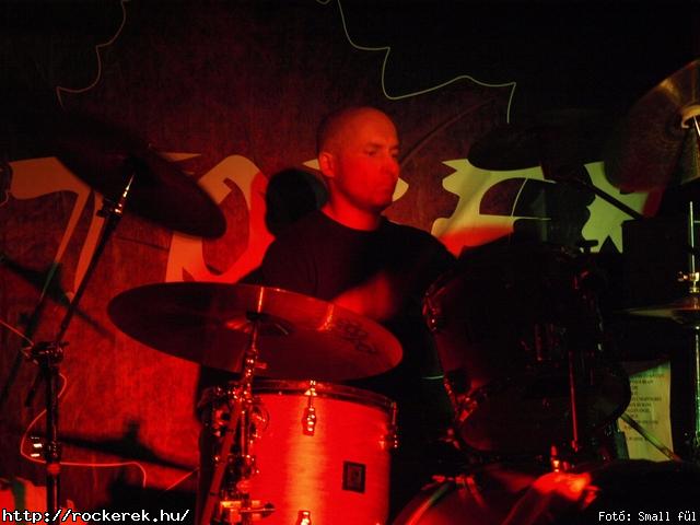  Drugzone,  Autumn Twilight,  October,  Sentio Ergo Sum - Fot: Small fl