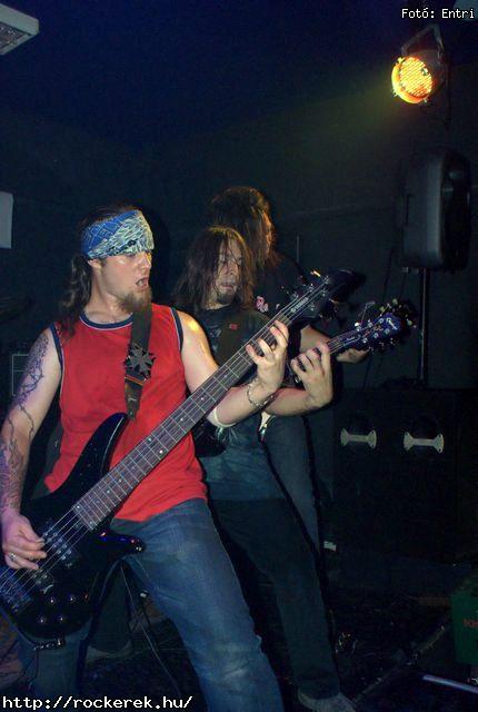  First Memories, Overcast, Steroid - Fot: Entri