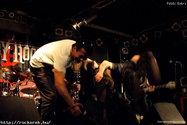  Rme Vrzik,  Bloody Roots,  Jim Fizz,  Deep Inside - Fot: Entri