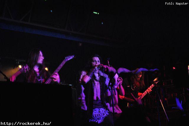  Csejtey, Dalriada, Kerecsenslyom, Nightquest, Sear Bliss, Tzmadr - Fot: Napster