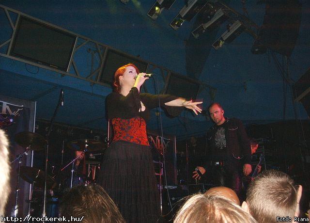  Lost In Thought,  Serenity,  Delain - Fot: Riana