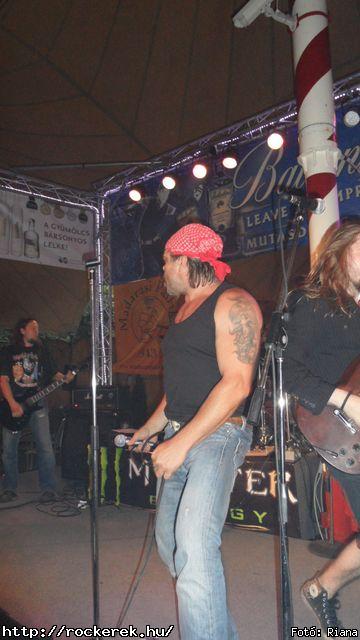  AC/BC - Fot: Riana