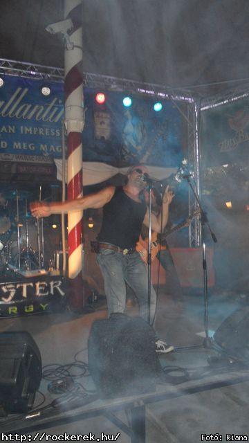  AC/BC - Fot: Riana