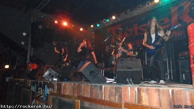  Flood In The Desert, Steroid, Twister - Fot: Riana