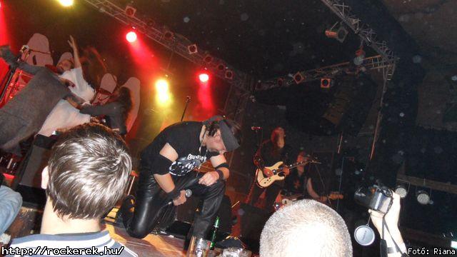  Akela, Bermuda Rockband, Crossholder, Symphonium - Fot: Riana