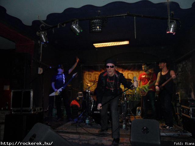  Madrass, Scorpions Tribute Band - Fot: Riana