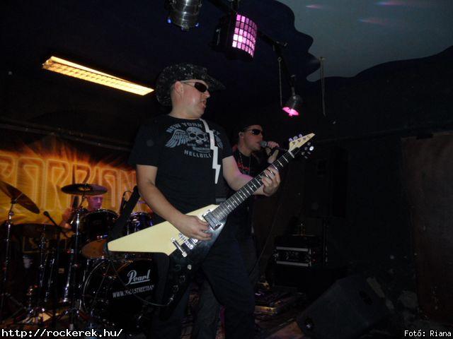  Madrass, Scorpions Tribute Band - Fot: Riana