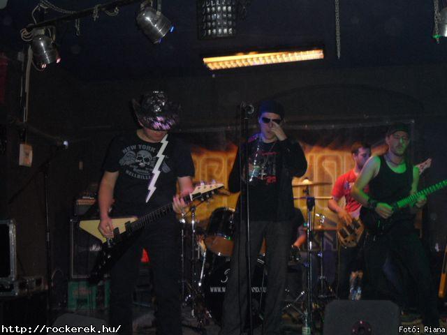  Madrass, Scorpions Tribute Band - Fot: Riana