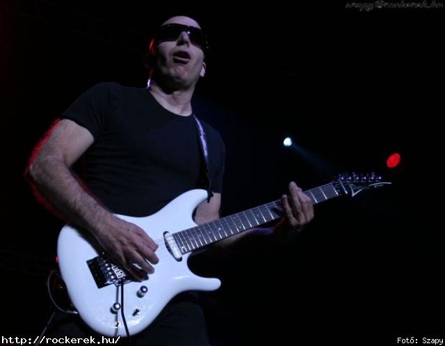  Steve Morse, Steve Vai, Joe Satriani - Fot: Szapy