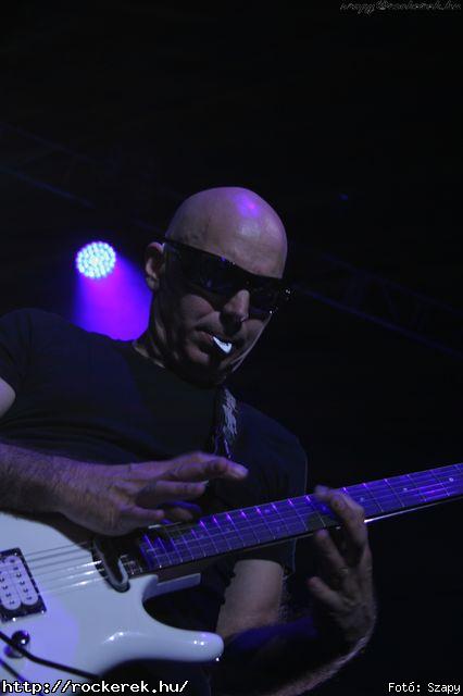  Steve Morse, Steve Vai, Joe Satriani - Fot: Szapy