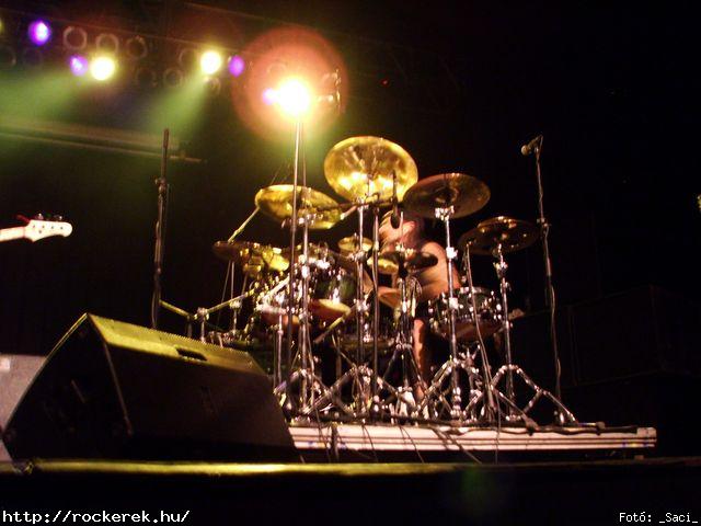  Mike Portnoy,  Derek Sherinian,  Tony MacAlpine,  Billy Sheehan - Fot: _Saci_