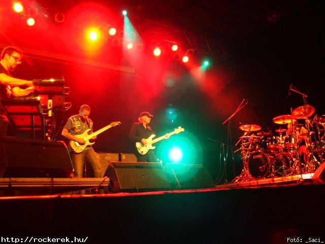  Mike Portnoy,  Derek Sherinian,  Tony MacAlpine,  Billy Sheehan - Fot: _Saci_