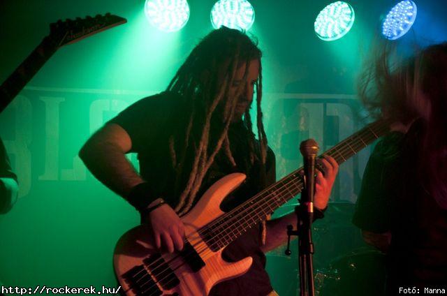  Bloody Roots,  Scerra - Fot: Manna