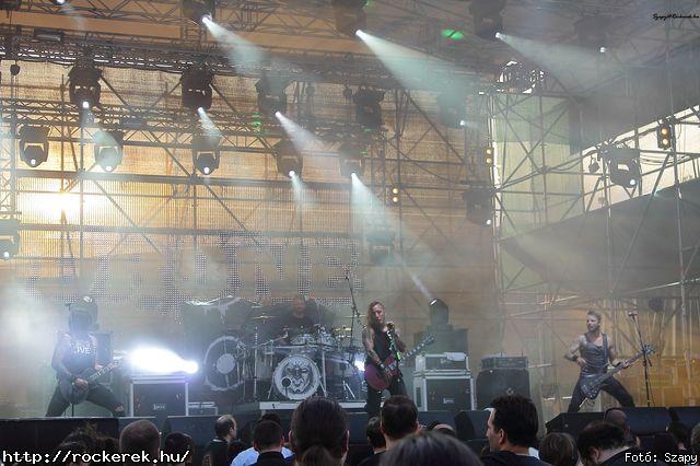  Arch Enemy,  Drone - Fot: Szapy